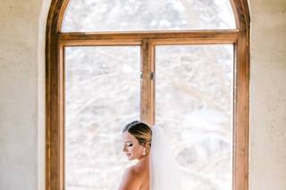 Laura Stone Photo - 12