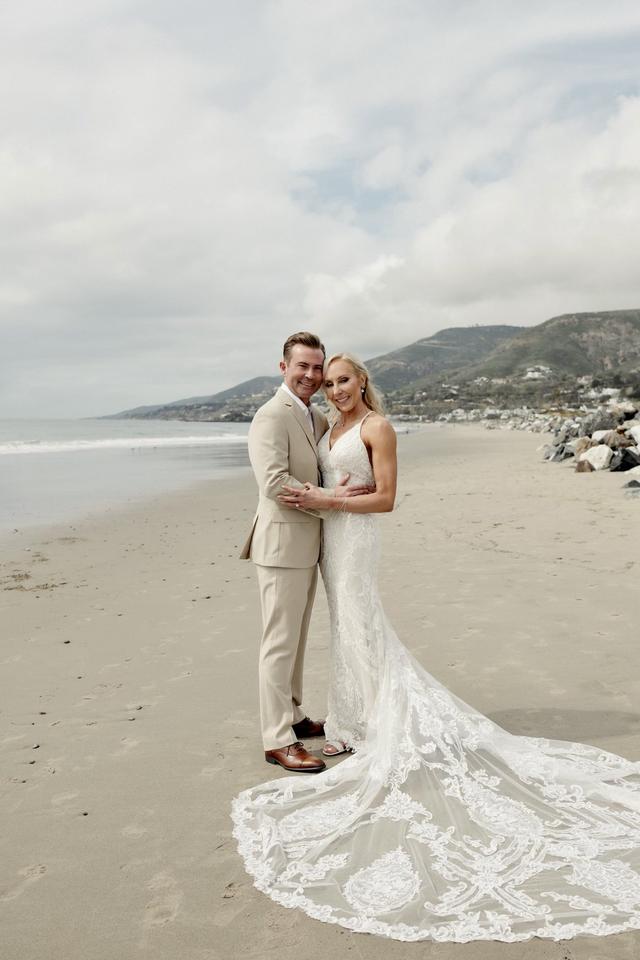 Malibu West Beach Club - 2
