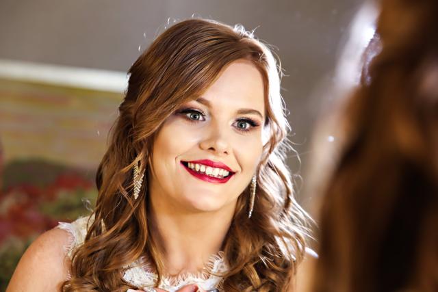 Houston Makeup Artists and Hairstylists Services - 4