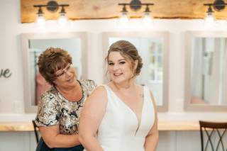 Amanda's Touch Bridal & Formal - 11