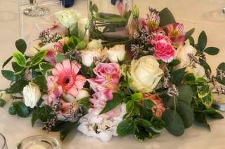 Samantha Greenfield Designs in Floral Artistry - 27
