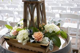 Accent Floral Design - 11