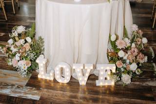 Lulu's House of Flowers - 13