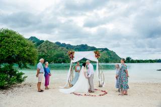 wedOtahiti | Destination Weddings + Unique Ceremonies | French Polynesia - 26