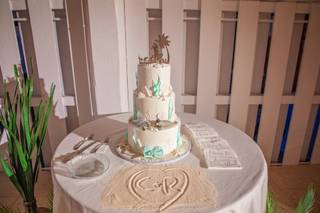 A Slice of Heaven Hand Crafted Custom Cakes - 13