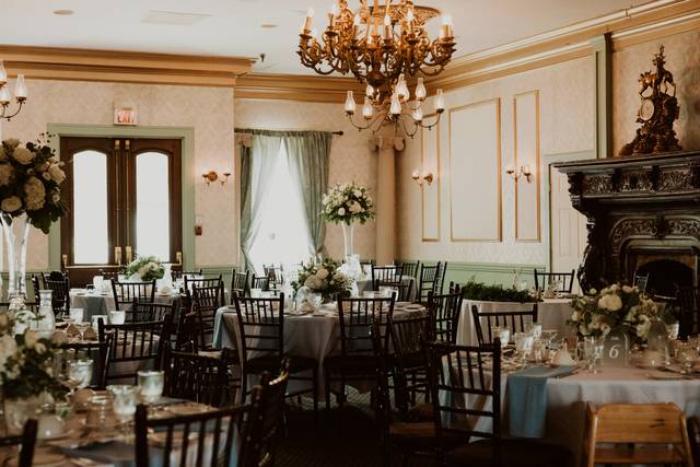 The Inn at Saratoga 3