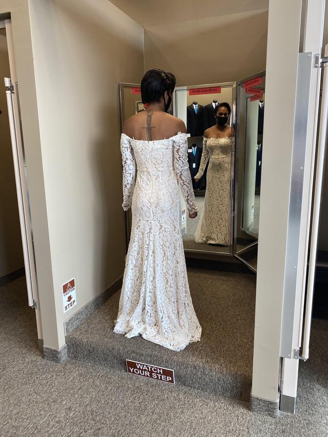 Sukie's Tux & Alterations - 3