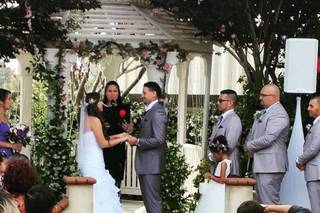 Officiant Amber - 29