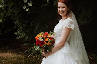 Miranda's Vintage Bridal - 10