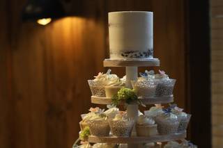 Chickadee Hill Cakes - 28