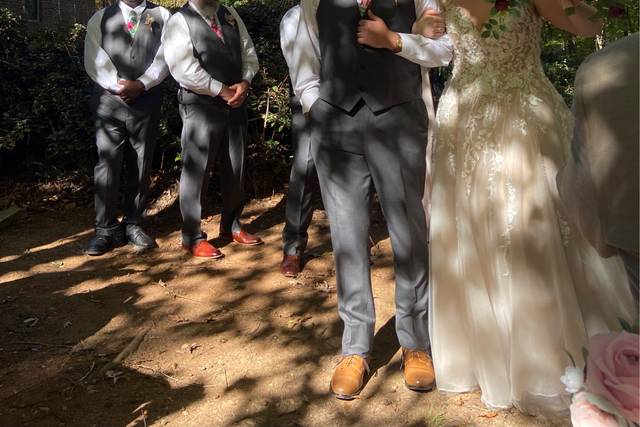 Elegant Touch Bridal & Tuxedo 2
