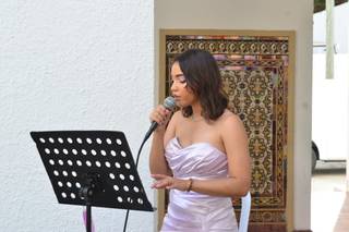 Ishbel: Classical Singer for Weddings and Events - 11