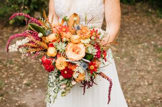 Rich Field Flowers + Gifts - 8