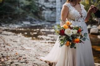 Secret Garden Florist Wedding and Event Planning - 17