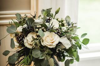 Paisley Petals Flower Studio - 28