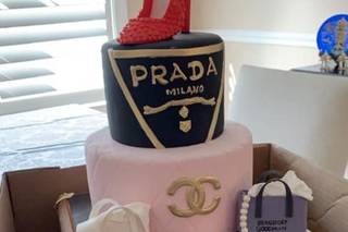 Custom Cake Design - 16