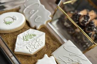 Truly Scrumptious Candy & Dessert Bars - 5