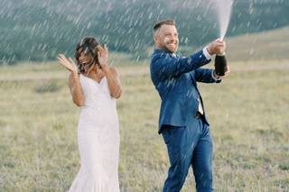 Ali & Garrett Wedding Photographers - 38