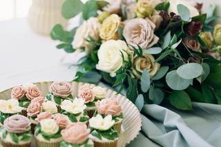 LILA Cake Shop - 13