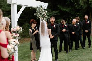 A Wedding With Heart - 28