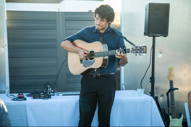 Jason Hobert - Professional Wedding Guitarist and DJ - 4