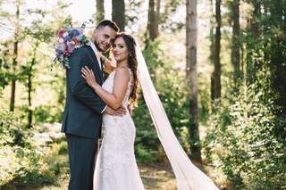 Bear Mountain Inn + Barn - 75
