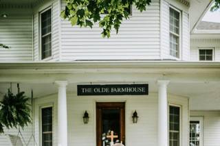 The Olde Farmhouse Barn - 14