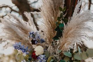 Paper Moon Floral Design - 7