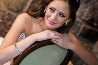 Bella's Makeup Lounge - 4