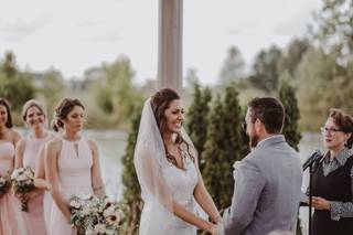 Deana Vitale - The Wedding Officiant - 9