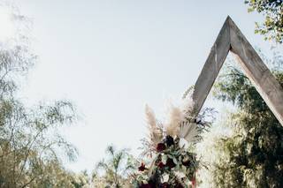 Sweet Stems Florist - 35