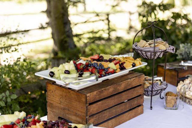 Twelve Baskets Catering 3