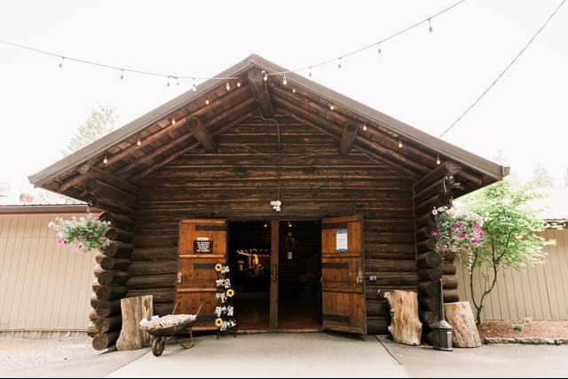 Cedarville Lodge - 3