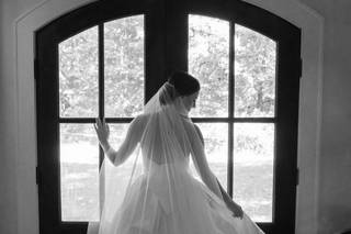 Danielle and Deanne Photography - 8