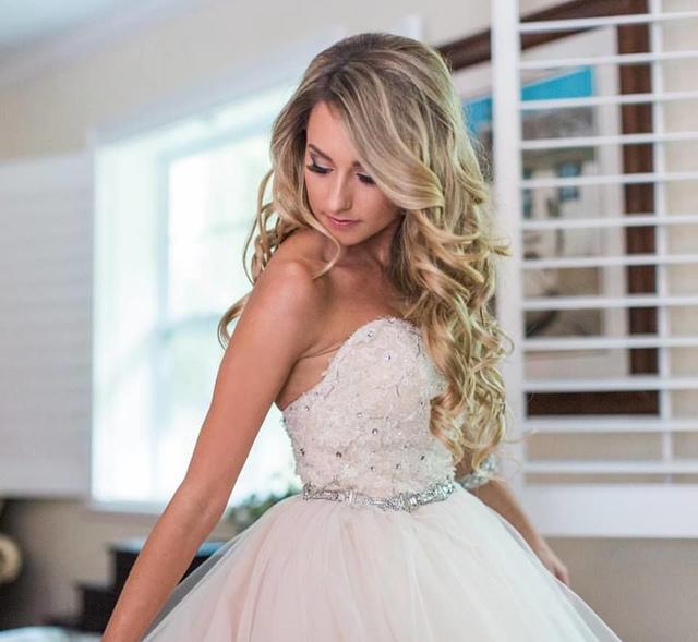 Kaitlyn Van Winkle Makeup Artist - 3