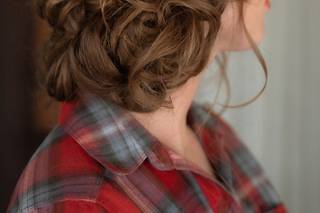 Jeanne's Hair & Makeup Studio - 11