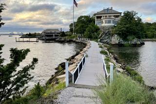 Squantum Association - 19