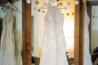 Jill Andrews Gowns - 19