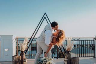 Love Is Wild Photography - 4