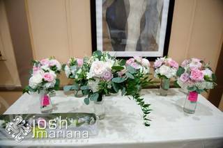 Hearts and Flowers Floral Design Studio - 29