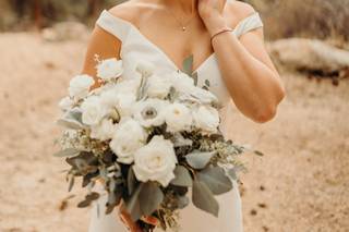 Best Day Floral Design - 35