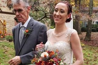 Sue Ames Bridal Outlet - 5