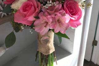 Southern Style Floral Design - 54