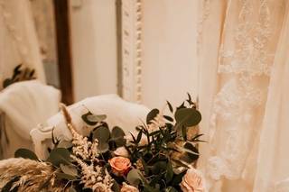 delicate designs by lindsay - 17