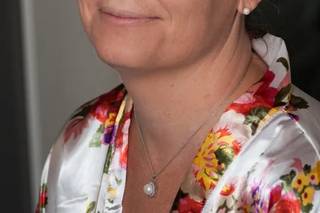 Formal Elegance Hair and Makeup Studios - 8