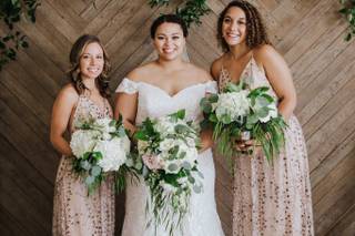 Lilac Floral Decor - 44