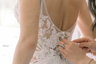 Darianna Bridal & Tuxedo - 6