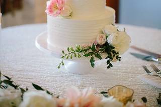 Sweet Cheeks Baking Company - 17