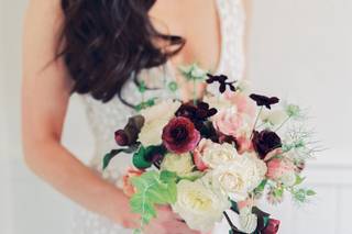 Precious and Blooming Floral Design - 10
