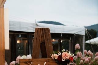 Mary Jacobs Weddings and Events - 11